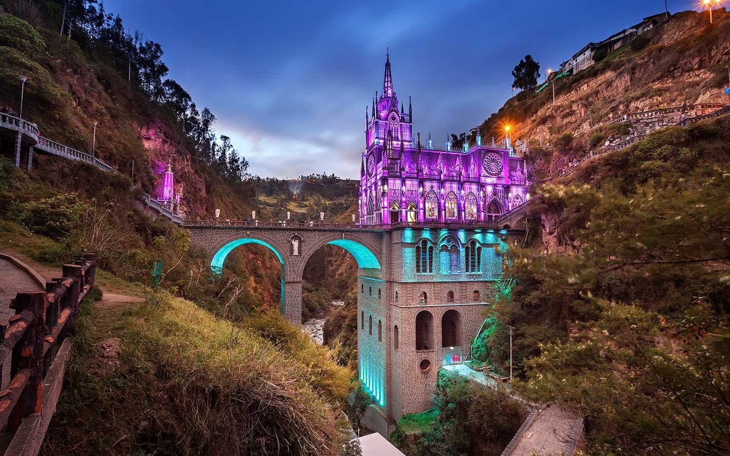 Santuario de Las Lajas y Laguna de la Cocha, conócelos con nosotros